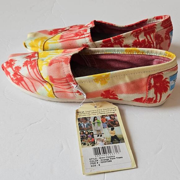 Toms Classic Slip On Orange Palm Tree Print Women's 6 Summer Vacation Casual - Picture 2 of 8